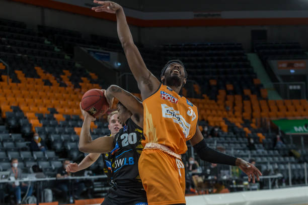 在逆境中 在逆境中